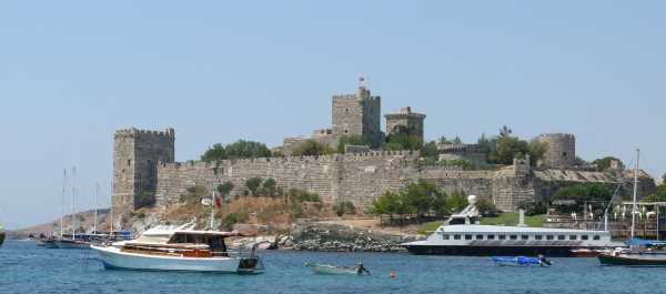 Bodrum Castle above the harbour, the starting point for our Ephesus day trip